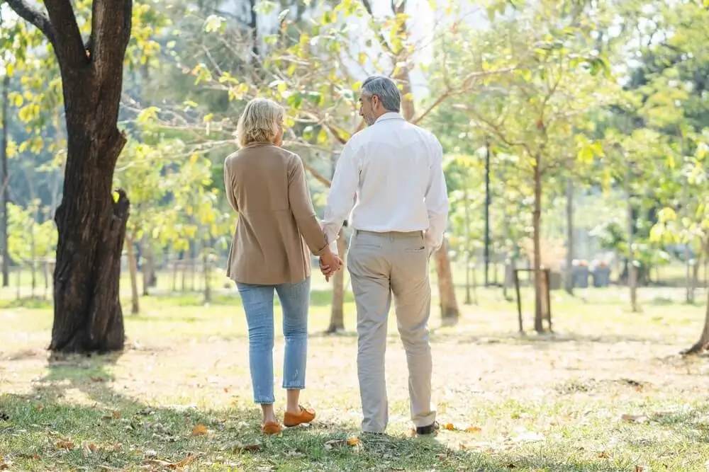 2 Line Couple Shayari In Hindi